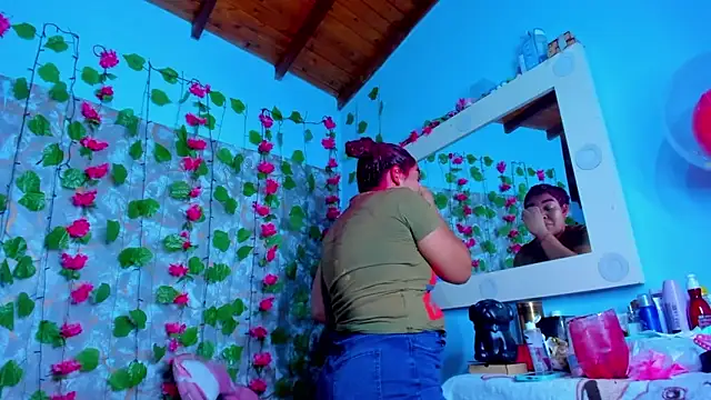 AngelaCoffee online show from 04-10-26, 10:47