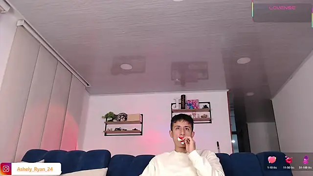 ashely ryan24 online show from 05-19-26, 11:22