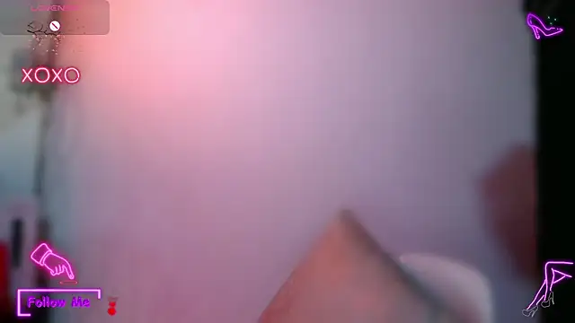 LauGrayJ online show from 10-04-25, 09:46