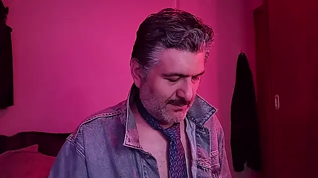 BushBator online show from 10-24-25, 06:54