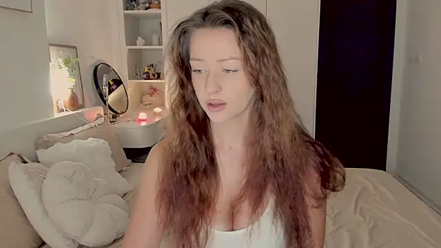 Snapshot of aveme_melissa chatting on 05-28-26, 05:27 aveme melissa online show from 05-28-26, 05:27