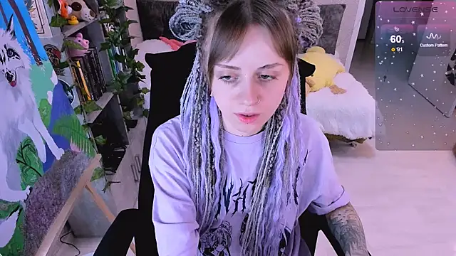 Snapshot of NaniMoore chatting on 12-25-24, 06:20 NaniMoore online show from 12-25-24, 06:20