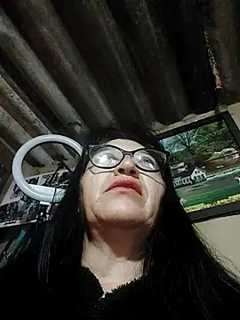 clarita 01 online show from 11-20-25, 10:37