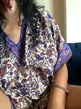 Indianbutter11 online show from 02-25-25, 11:19