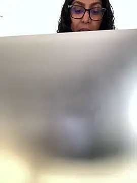 Indianbutter11 online show from 09-10-25, 05:40