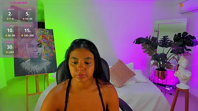 JANYLOVE   online show from 04-08-26, 10:48