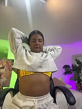 JANYLOVE   online show from 05-08-26, 10:53