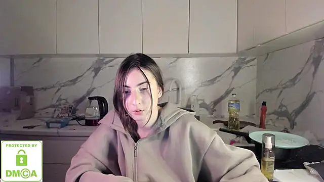 Snapshot of Ayesha_Thebestt chatting on 01-07-26, 04:42 Ayesha Thebestt online show from 01-07-26, 04:42