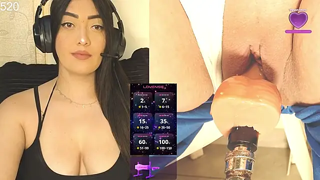 Snapshot of aleja20_- chatting on 11-15-25, 06:33 aleja20 - online show from 11-15-25, 06:33