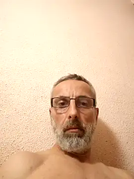 Snapshot of justinont76 chatting on 03-16-26, 11:42 justinont76 online show from 03-16-26, 11:42