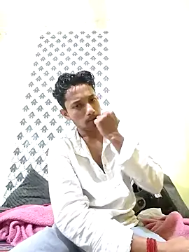 Indiandaddy11 online show from 10-26-25, 06:36