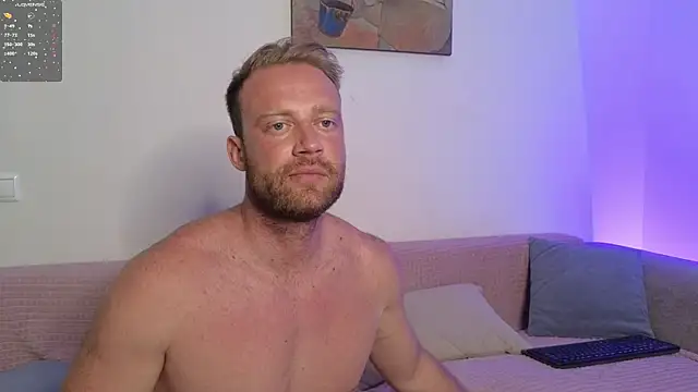 MaxMia online show from 07-13-26, 06:38