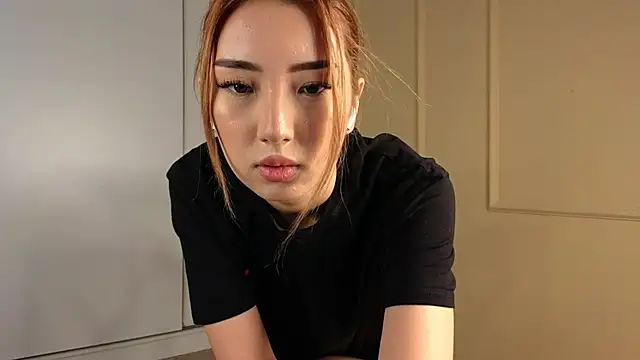 Snapshot of tinki_winkii chatting on 10-04-25, 04:10 tinki winkii online show from 10-04-25, 04:10