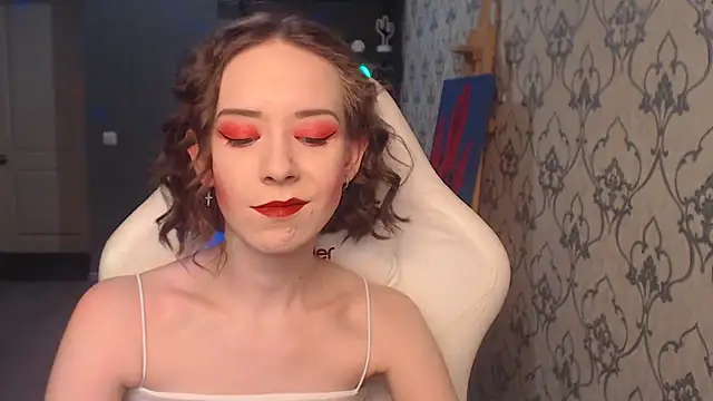 Snapshot of FascinatingEyess chatting on 05-06-26, 05:07 FascinatingEyess online show from 05-06-26, 05:07