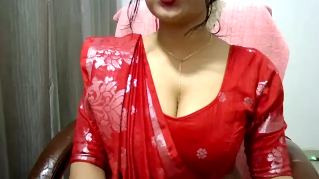 Queenhimanshi online show from 11-26-25, 05:36