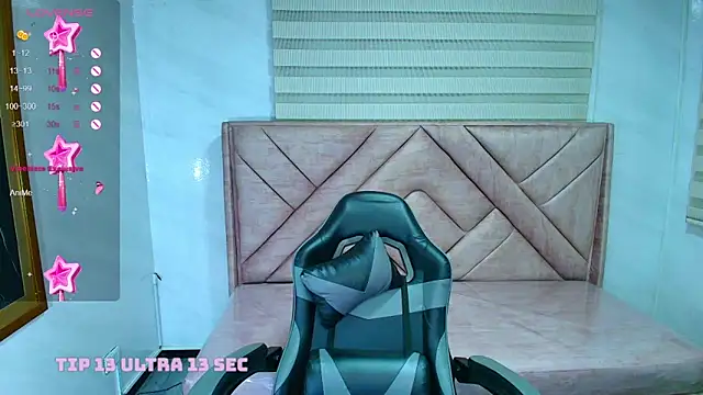 Dakotha v  online show from 02-13-25, 03:29