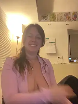 Countesss online show from 12-24-24, 12:11