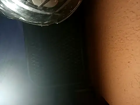 Snapshot of taxiome chatting on 01-14-26, 02:33 taxiome online show from 01-14-26, 02:33