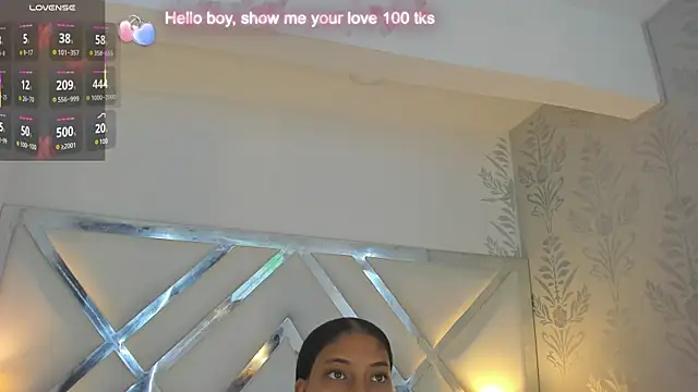 Snapshot of belacampbell chatting on 02-08-25, 07:49 belacampbell online show from 02-08-25, 07:49