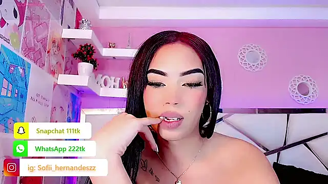 Snapshot of Sofi_hdz chatting on 01-26-25, 02:45 Sofi hdz online show from 01-26-25, 02:45