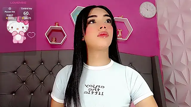Snapshot of Sofi_hdz chatting on 03-22-25, 10:59 Sofi hdz online show from 03-22-25, 10:59