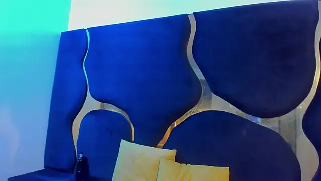 Ivanna18 x online show from 10-30-25, 03:41