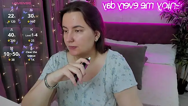 FeralPeach online show from 09-21-25, 03:41