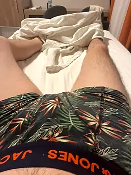 Snapshot of youngermansas chatting on 09-23-25, 12:24 youngermansas online show from 09-23-25, 12:24