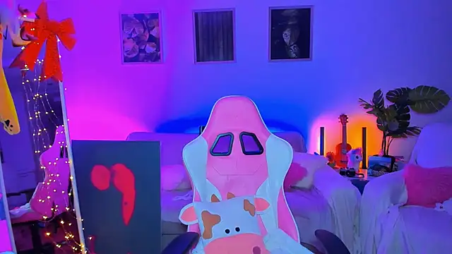 Snapshot of Alyssa_Smitt chatting on 03-12-25, 02:30 Alyssa Smitt online show from 03-12-25, 02:30