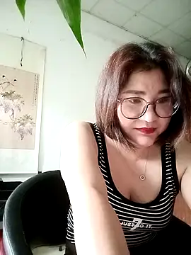 Snapshot of Rose_DiDi chatting on 04-27-26, 06:55 Rose DiDi online show from 04-27-26, 06:55