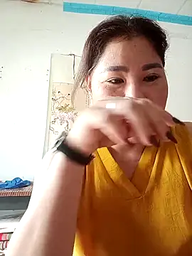 Snapshot of Rose_DiDi chatting on 06-07-26, 04:05 Rose DiDi online show from 06-07-26, 04:05