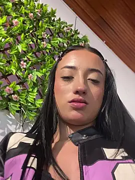 Snapshot of Ady_18 chatting on 02-26-25, 06:43 Ady 18 online show from 02-26-25, 06:43