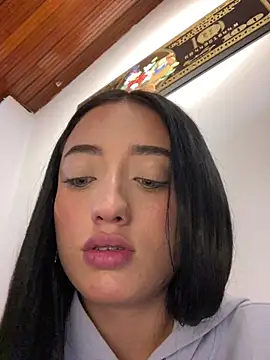 Snapshot of Ady_18 chatting on 03-06-25, 04:07 Ady 18 online show from 03-06-25, 04:07