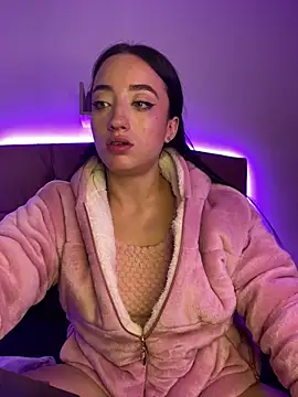 Snapshot of Ady_18 chatting on 03-12-25, 10:07 Ady 18 online show from 03-12-25, 10:07