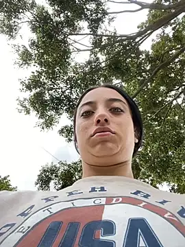 Snapshot of Ady_18 chatting on 10-28-25, 07:16 Ady 18 online show from 10-28-25, 07:16