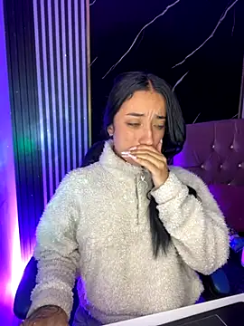 Snapshot of Ady_18 chatting on 11-24-25, 10:53 Ady 18 online show from 11-24-25, 10:53