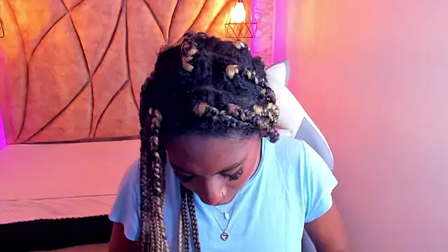 Queen perla  online show from 01-16-25, 05:55