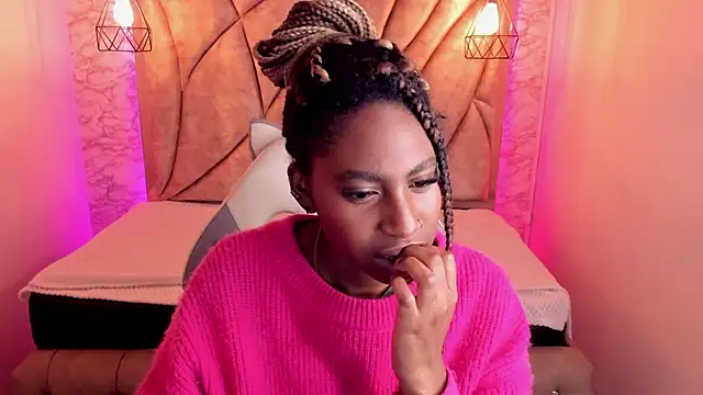 Queen perla  online show from 01-22-25, 10:37