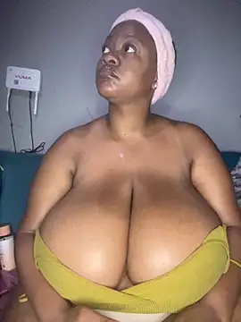 Snapshot of Chubbykarisma27 chatting on 09-20-25, 09:16 Chubbykarisma27 online show from 09-20-25, 09:16