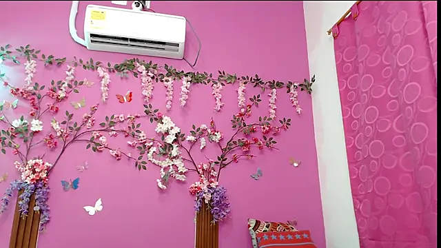 Watagatapitusberry1 online show from 03-17-25, 04:19