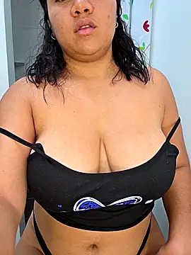 Watagatapitusberry1 online show from 09-14-25, 09:25