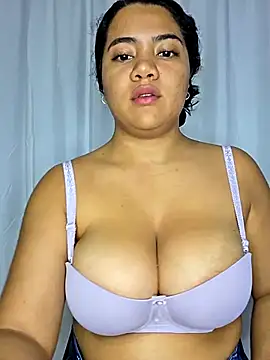 Watagatapitusberry1 online show from 10-20-25, 12:11