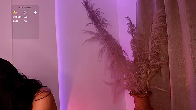 Snapshot of ally_muller_ chatting on 01-09-26, 11:28 ally muller online show from 01-09-26, 11:28