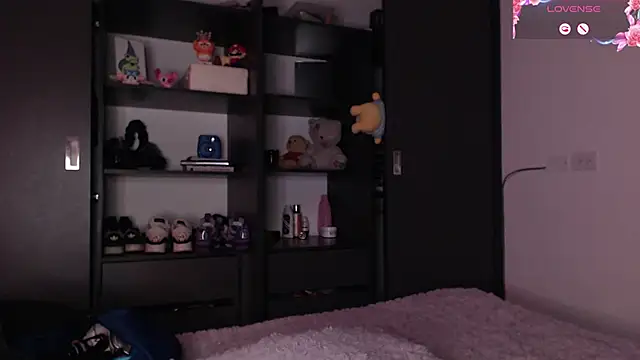 Your rosalie online show from 10-23-25, 04:23