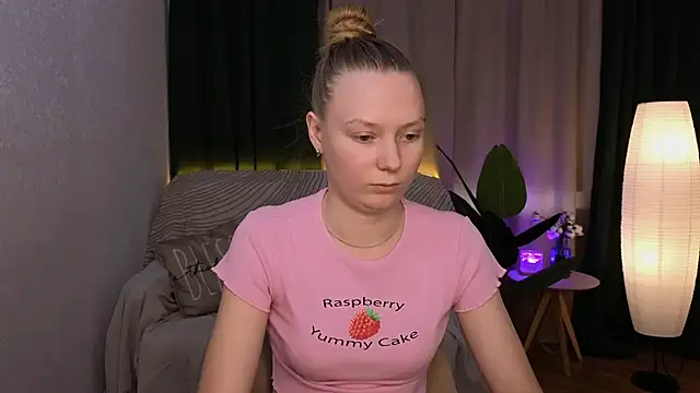 Snapshot of CarolynCohen__ chatting on 01-30-25, 05:19 CarolynCohen online show from 01-30-25, 05:19