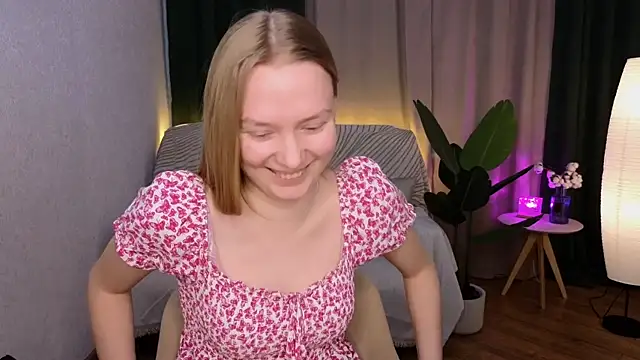 Snapshot of CarolynCohen__ chatting on 02-11-25, 05:26 CarolynCohen online show from 02-11-25, 05:26