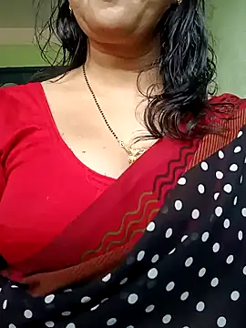 Snapshot of Rosy-B chatting on 12-17-24, 09:50 Rosy-B online show from 12-17-24, 09:50