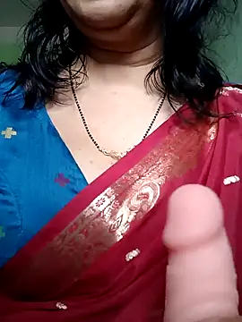 Snapshot of Rosy-B chatting on 12-20-24, 09:43 Rosy-B online show from 12-20-24, 09:43