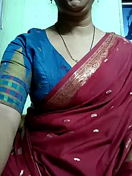 Snapshot of Rosy-B chatting on 12-26-24, 06:12 Rosy-B online show from 12-26-24, 06:12