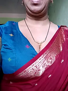 Snapshot of Rosy-B chatting on 12-27-24, 09:28 Rosy-B online show from 12-27-24, 09:28